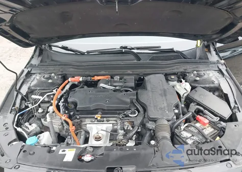 2022 Honda Accord Hybrid Sport z USA, uszkodzony, nr VIN 1HGCV3F25NA017078